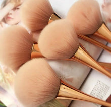 Load image into Gallery viewer, Powder Brush (Rose Gold)
